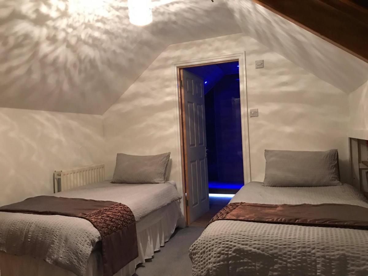 Vollie House With Hot Tub, Sauna & Log Burner Penpont Exteriör bild